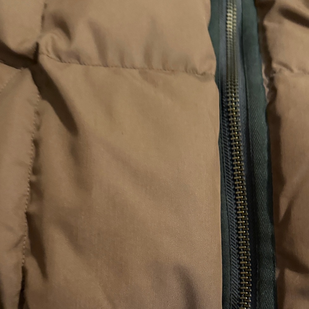 Lacoste Men's Colorblock Puffer Bomber Jacket - Brown/Olive - Picture 7 of 8